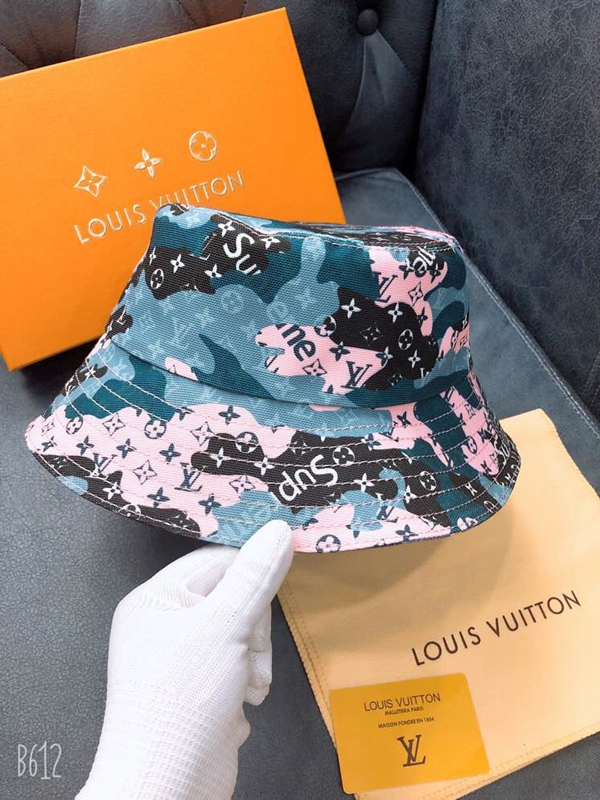 ブランド帽子側面デザイン